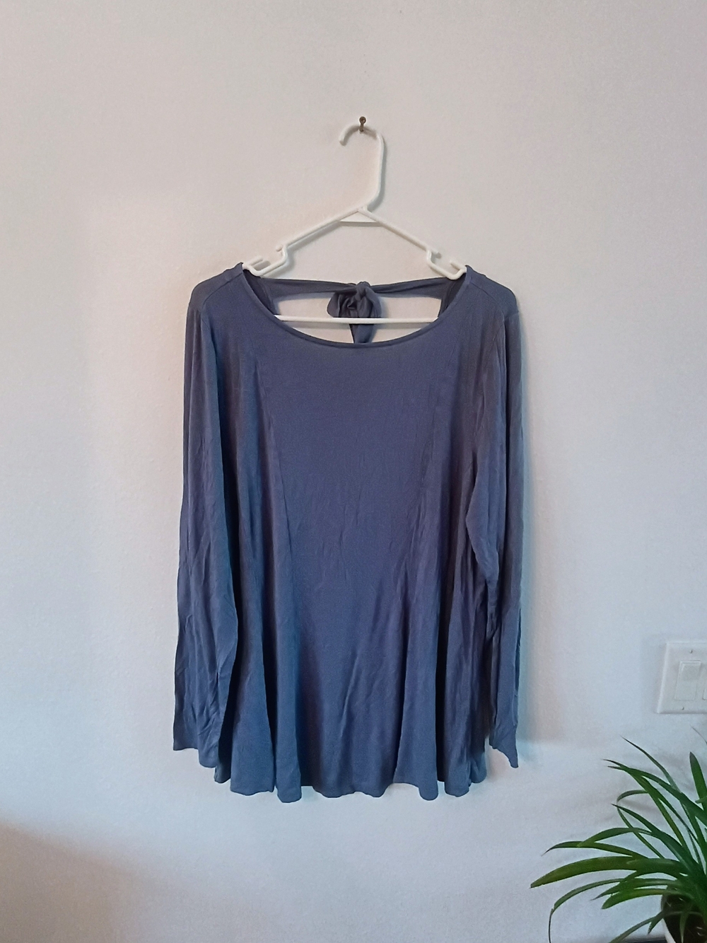 Lane Bryant 18/20 Slate Blue Long Sleeve Swing Top Open Tie Back Plus Size